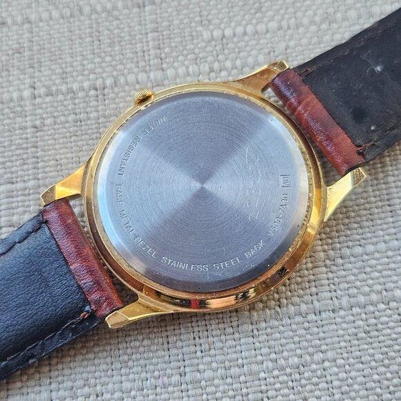 Vintage Lorus Quartz Wristwatch Minnie Mouse Disney Brown Leather strap Watch - Picture 9 of 11